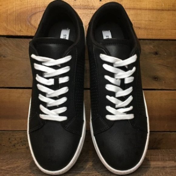 NEW Women’s Steve Madden Von Sneaker - Picture 4 of 10